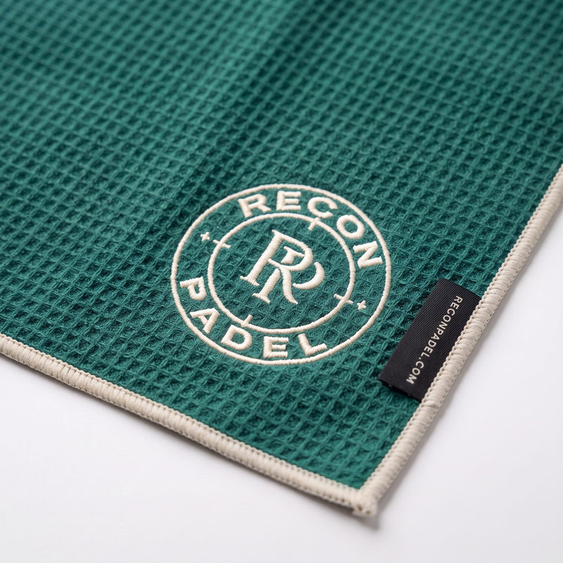 The Magnetic Towel — Green